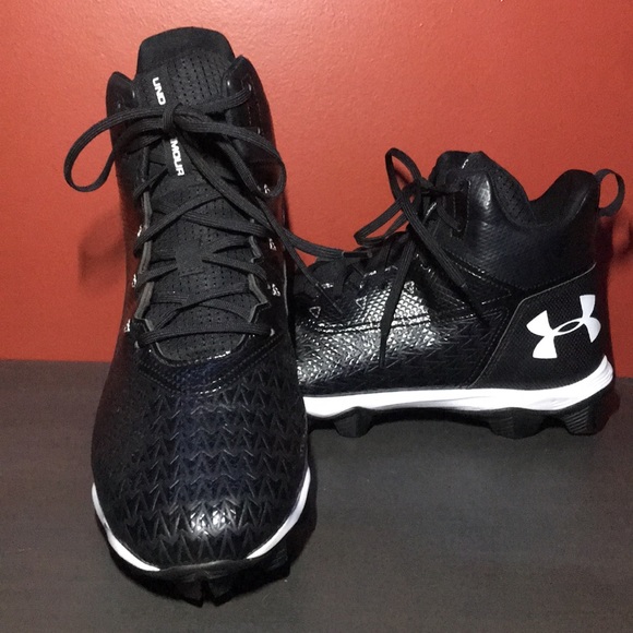 Under Armour Other - Under Armour Hammer RM Football Cleats